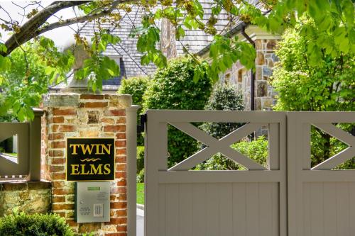 Twin Elms Sign